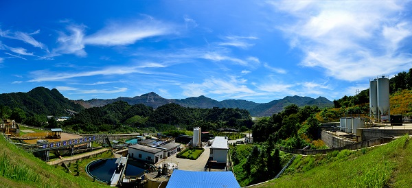 德銅百泰綠色廠(chǎng)區全景（張偉峰 攝）.jpg